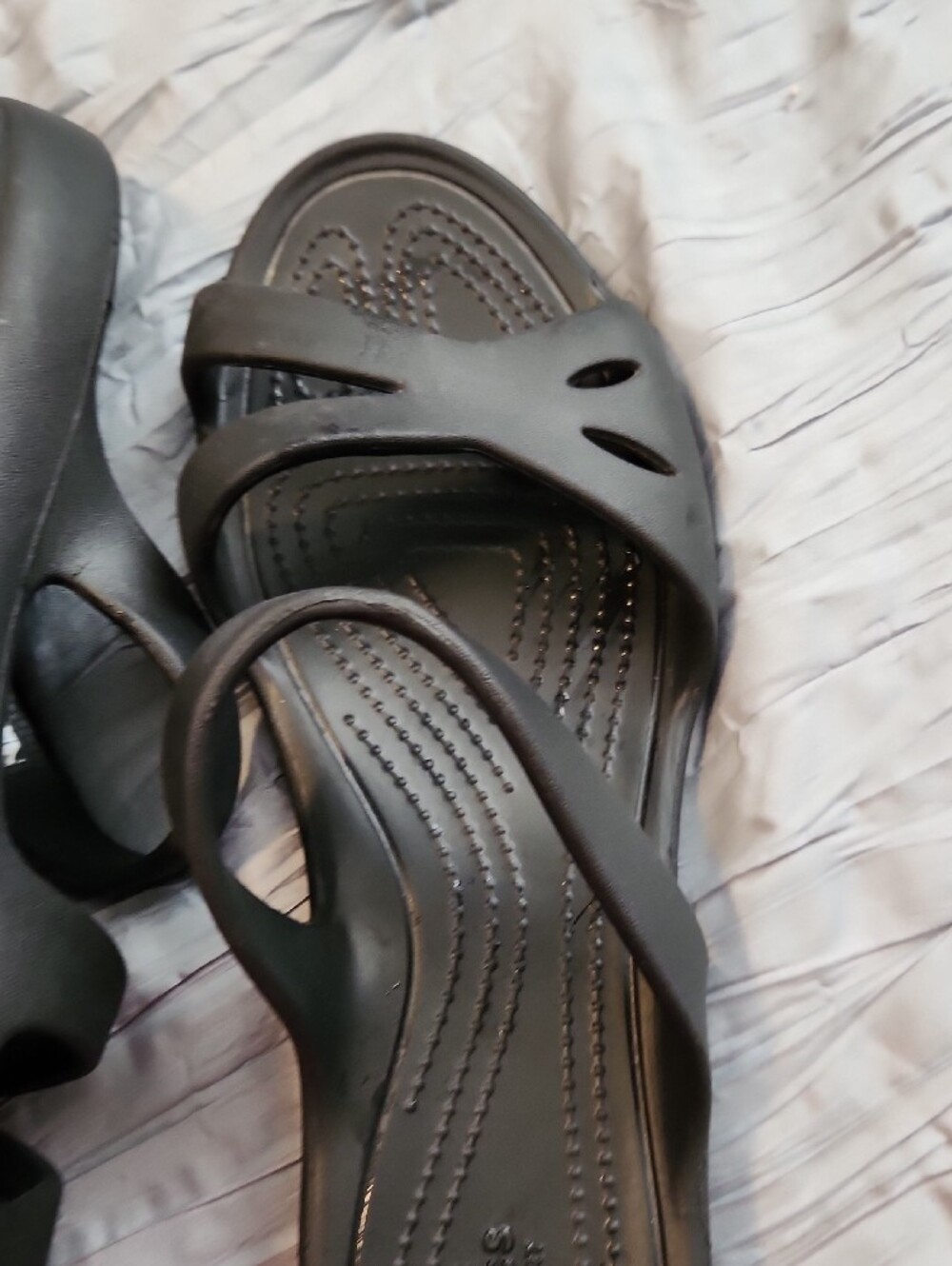 CROCS Black Women's Casual Slide Sandals - Picture 6 of 6